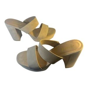 BAMBOO Beige Faux Suede Leather Ankle Strap Heels SZ 8 NWOT